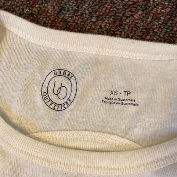 Urban outfitters Xs crop top - Picture 3 of 4